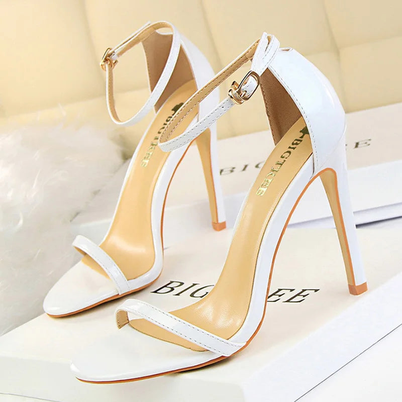 Ulvly Patent Leather Stiletto Heels