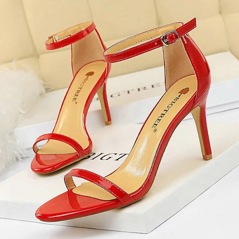 Ulvly Patent Leather Stiletto Heels