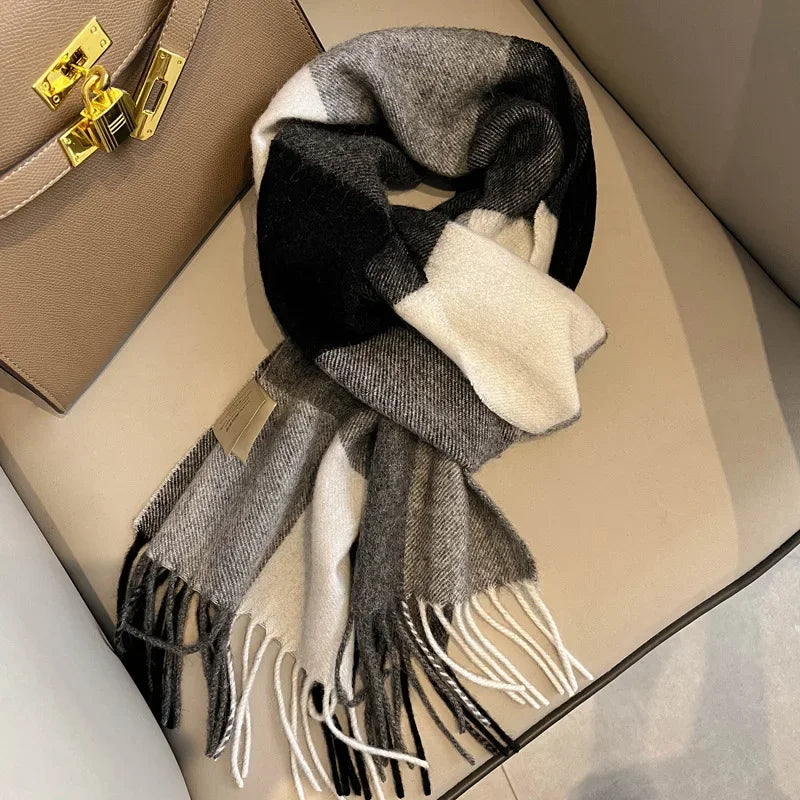 Ulvly Plaid Wool Tassel Scarf