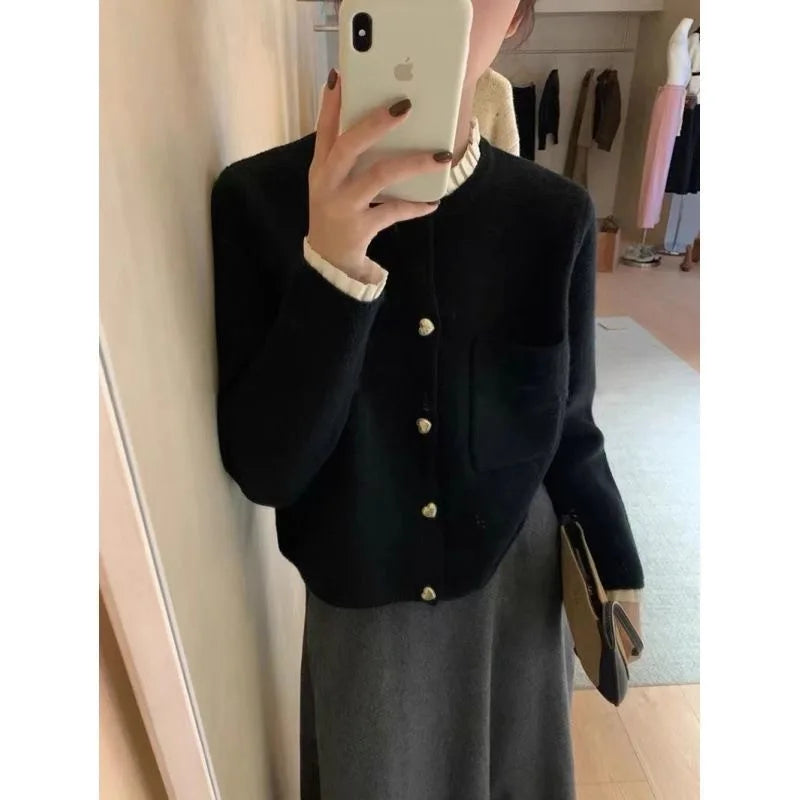 Ulvly Heart-Button Cardigan