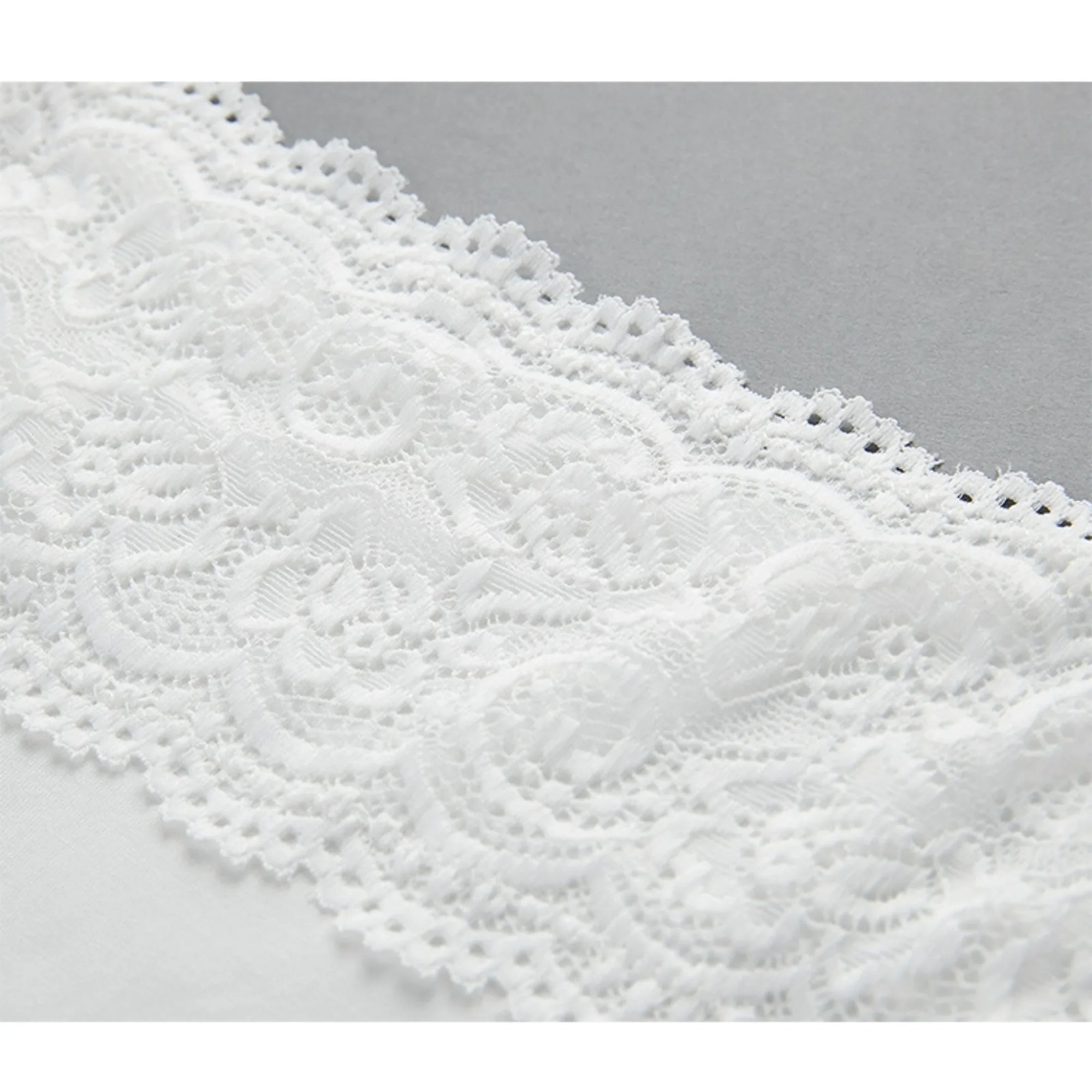 Ulvly Lace Trim Stretch Camisole