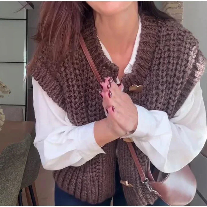 Ulvly Vintage Button Vest