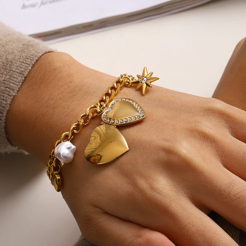 Ulvly 18K Gold Stainless Steel Heart Link Bracelet – Waterproof & Fade-Resistant