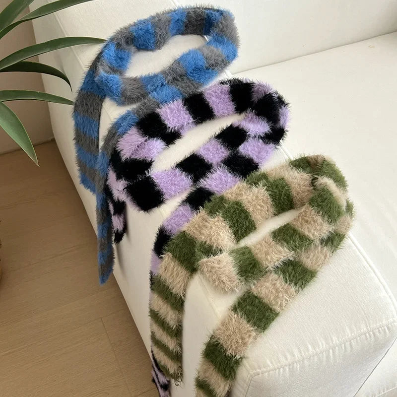 Ulvly Striped Plush Knit Scarf