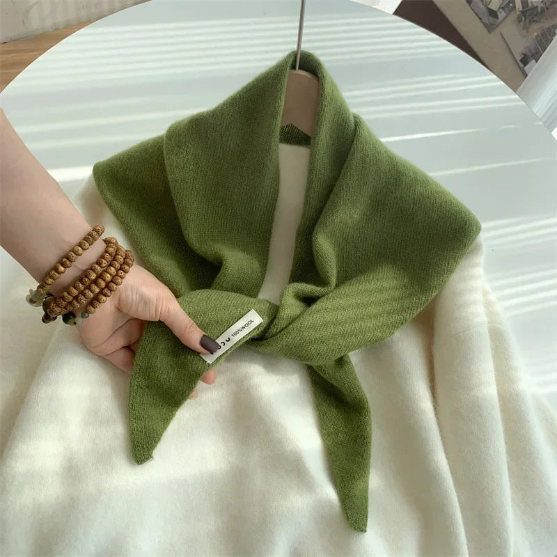 Ulvly Wool Triangle Scarf