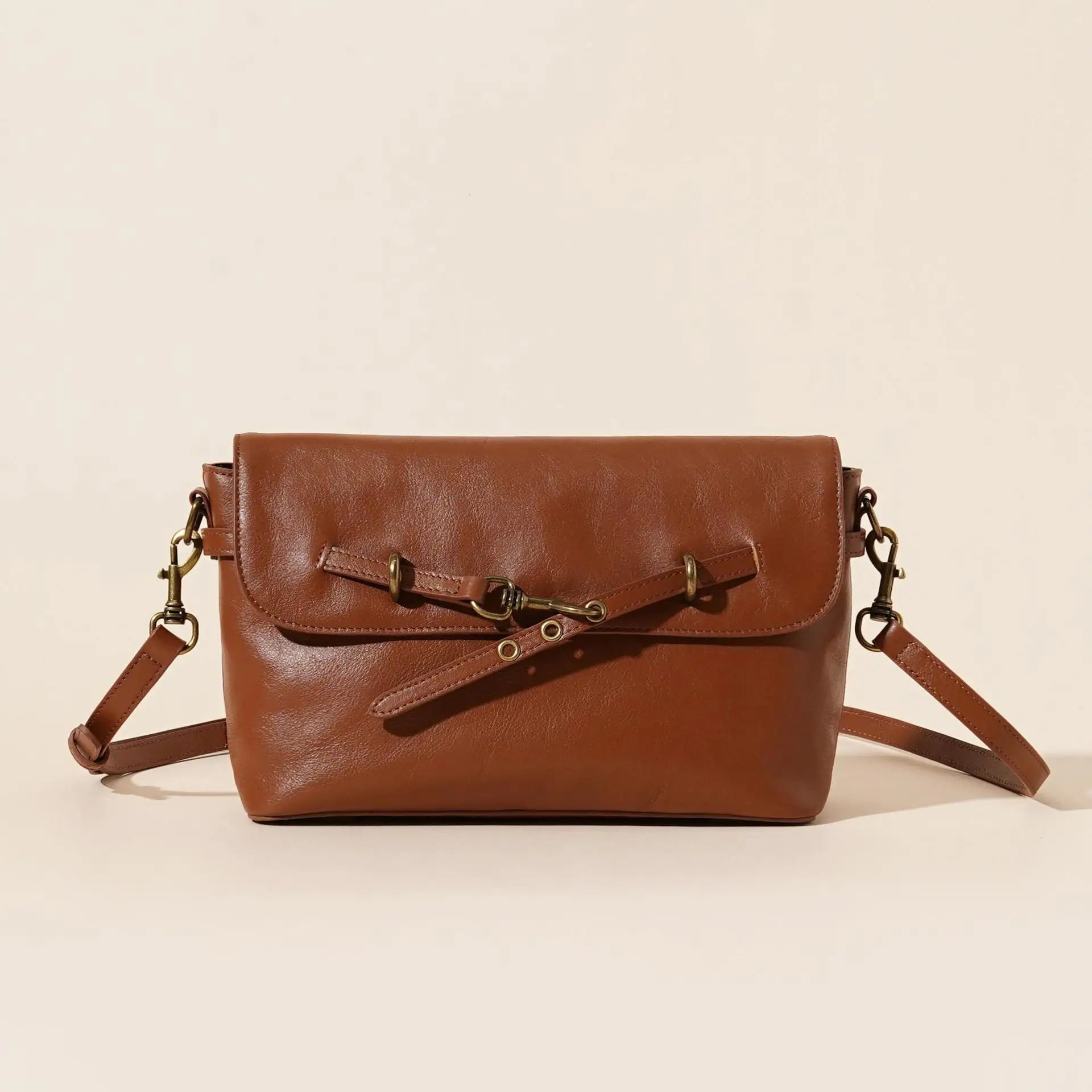 Ulvly Vegetable-Tanned Leather Shoulder Bag