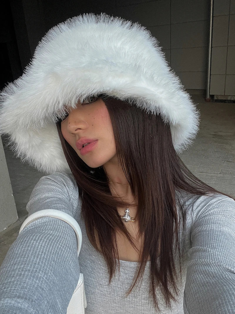 Ulvly Fluffy Faux Fur Bucket Hat