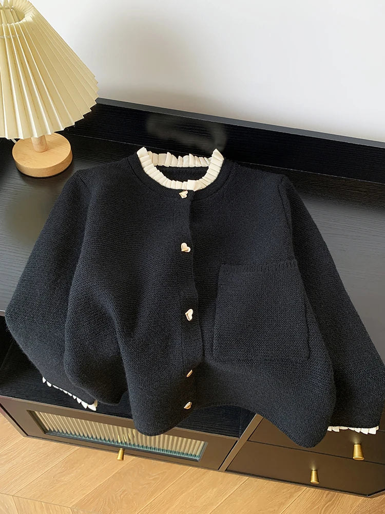 Ulvly Heart-Button Cardigan