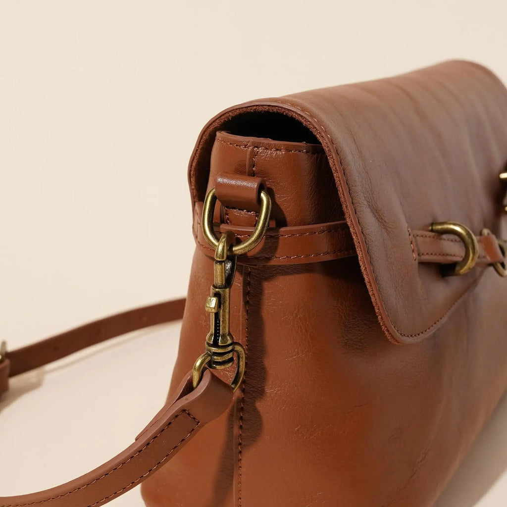 Ulvly Vegetable-Tanned Leather Shoulder Bag