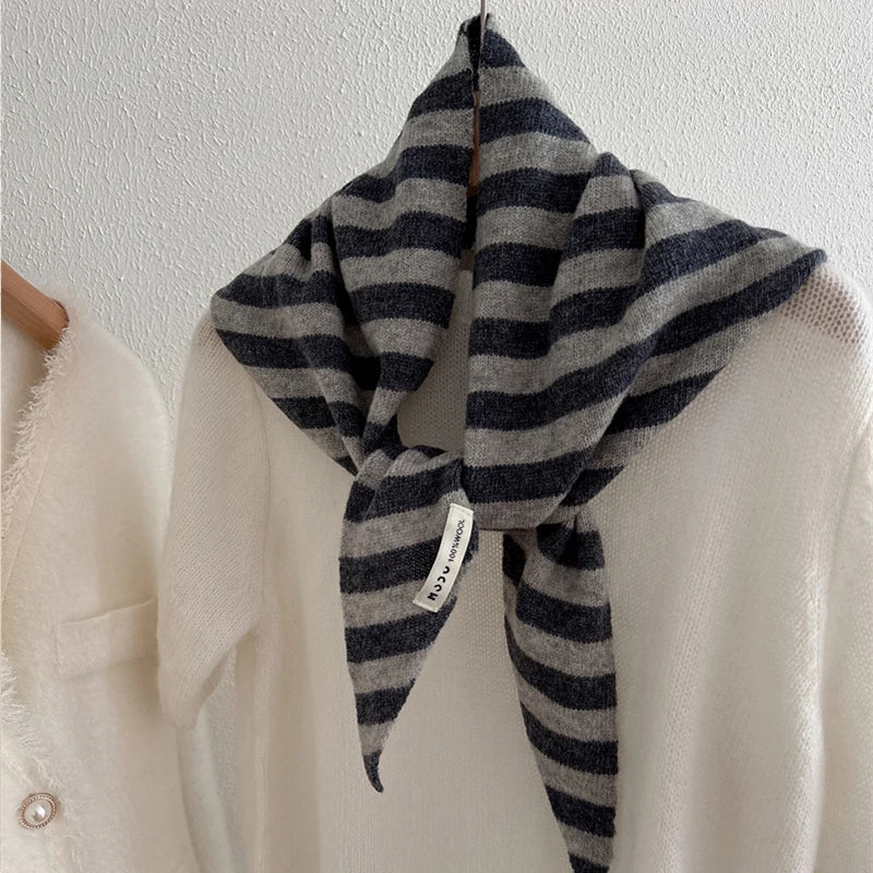 Ulvly Wool Triangle Scarf