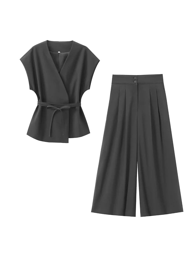 Ulvly Sleeveless Belted Suit Set