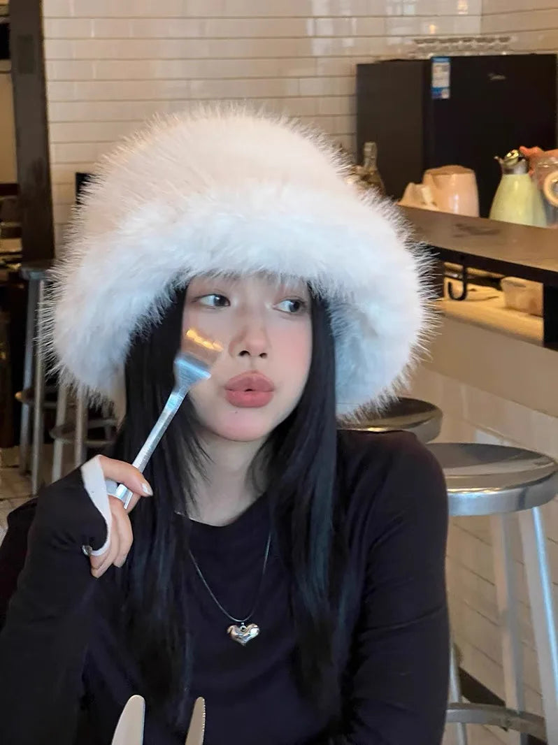 Ulvly Fluffy Faux Fur Bucket Hat