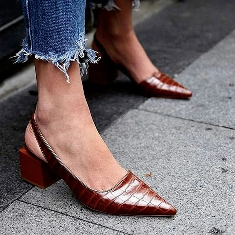 Ulvly Vintage Pointed-Toe Slingback Sandals