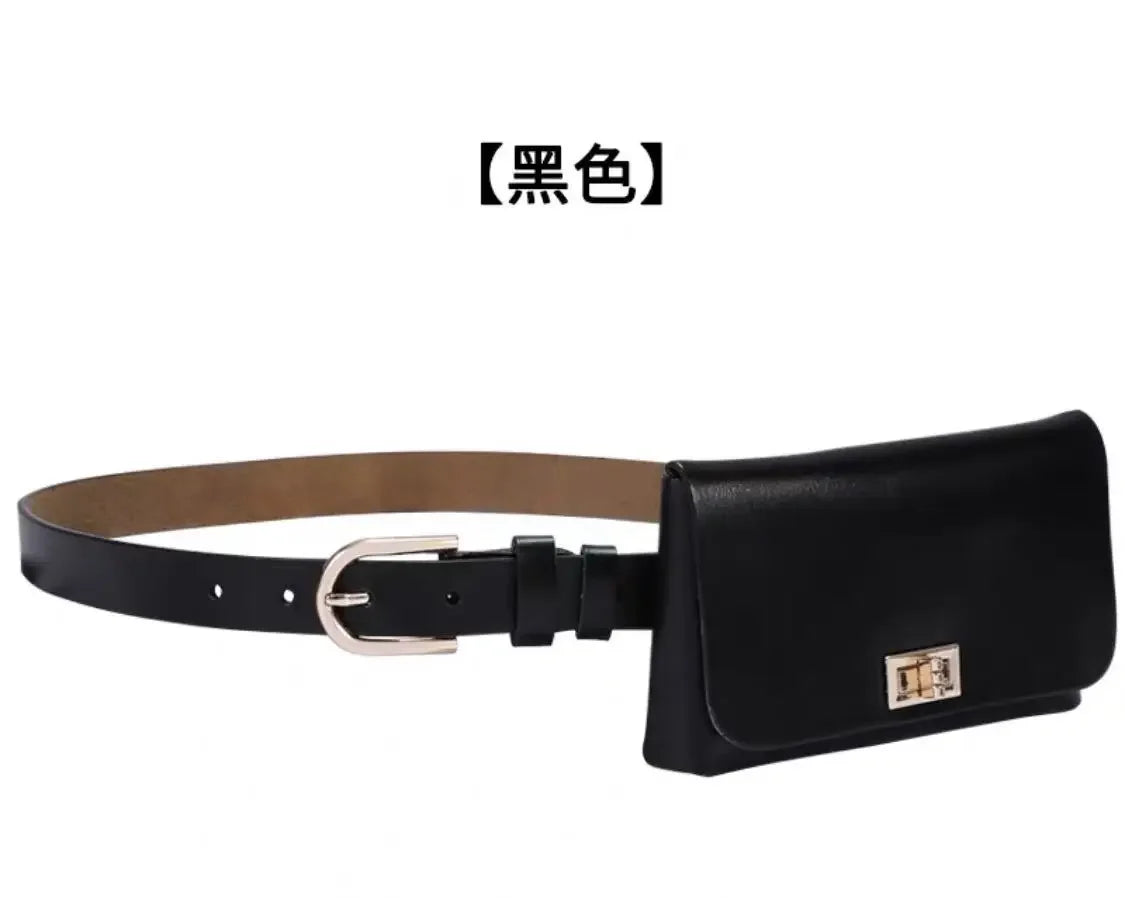 Ulvly Leather Belt with Mini Phone Bag